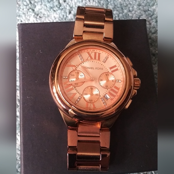 Michael Kors Ladies Watch - Picture 1 of 3